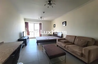 Apartment - 1 Bathroom for rent in Goldcrest Executive - JLT Cluster C - Jumeirah Lake Towers - Dubai