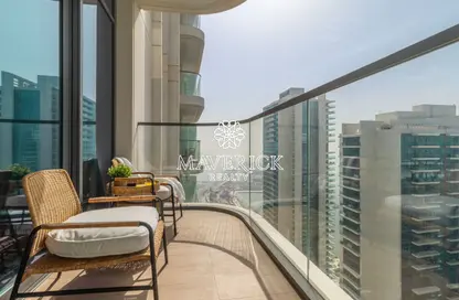 Apartment - 1 Bedroom - 1 Bathroom for sale in Marina Vista - EMAAR Beachfront - Dubai Harbour - Dubai