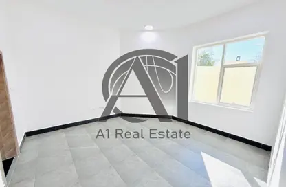 Villa - 3 Bedrooms - 4 Bathrooms for rent in Shaab Al Askar - Zakher - Al Ain