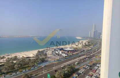 Apartment - 4 Bedrooms - 5 Bathrooms for rent in Al Hana Tower - Al Khalidiya - Abu Dhabi