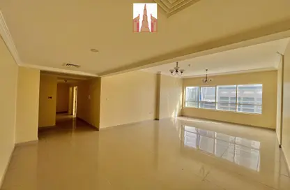 Apartment - 2 Bedrooms - 3 Bathrooms for rent in Al Khan Corniche - Al Khan - Sharjah