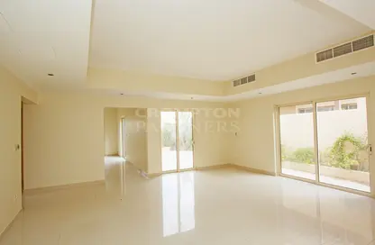 Villa - 3 Bedrooms - 4 Bathrooms for rent in Yasmin Community - Al Raha Gardens - Abu Dhabi