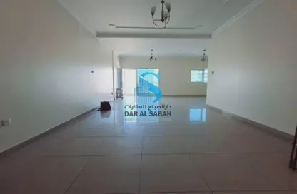 Apartment - 3 Bedrooms - 4 Bathrooms for rent in Street 64 - Al Nahda - Sharjah