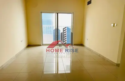 Apartment - 2 Bedrooms - 2 Bathrooms for rent in Al Mamzar - Sharjah - Sharjah