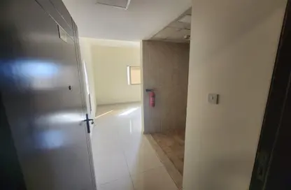 Apartment - 1 Bathroom for rent in Sheikh Jaber Al Sabah Street - Al Naimiya - Al Nuaimiya - Ajman