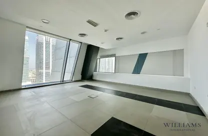 Office Space - Studio - 1 Bathroom for rent in Iris Bay - Business Bay - Dubai