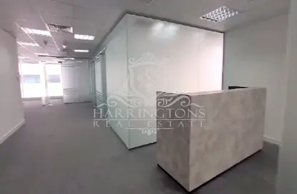 Office Space - Studio - 1 Bathroom for rent in Maze Tower - Sheikh Zayed Road - Dubai