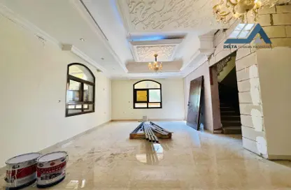 Apartment - 3 Bedrooms - 4 Bathrooms for rent in Shakhbout City - Abu Dhabi