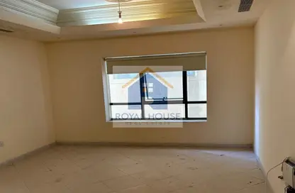 Apartment - 2 Bedrooms - 2 Bathrooms for sale in Al Majaz 3 - Al Majaz - Sharjah