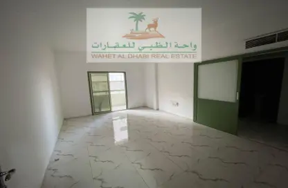 Apartment - 1 Bedroom - 2 Bathrooms for rent in Qasimia 10 building - Al Mahatta - Al Qasimia - Sharjah