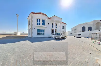 Villa - 6 Bedrooms for rent in Mohamed Bin Zayed Centre - Mohamed Bin Zayed City - Abu Dhabi