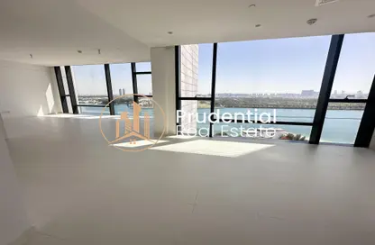 Apartment - 2 Bedrooms - 4 Bathrooms for rent in RDK Towers - Najmat Abu Dhabi - Al Reem Island - Abu Dhabi