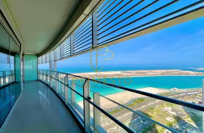 Apartment - 3 Bedrooms - 4 Bathrooms for rent in Landmark Tower - Corniche Road - Abu Dhabi