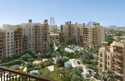 Apartment - 3 Bedrooms - 5 Bathrooms for sale in Al Jazi - Madinat Jumeirah Living - Umm Suqeim - Dubai