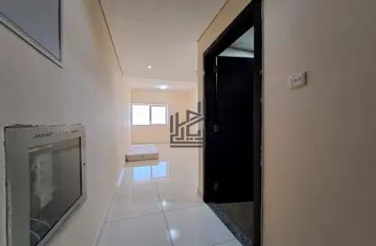 Apartment - 2 Bedrooms - 2 Bathrooms for rent in Al Nahda Residential Complex - Al Nahda - Sharjah