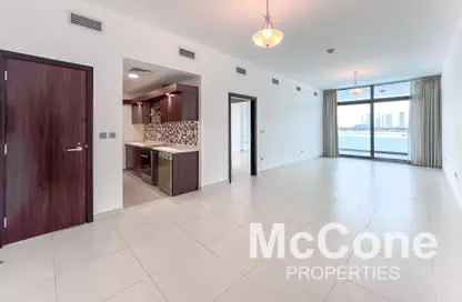 Apartment - 1 Bedroom - 2 Bathrooms for rent in Azure Residences - Palm Jumeirah - Dubai