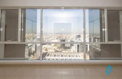 Apartment - 2 Bedrooms - 3 Bathrooms for rent in Fairmont Hotel - Sheikh Zayed Road - Dubai