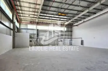 Warehouse - Studio for rent in Mussafah - Abu Dhabi