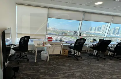 Office Space - Studio - 2 Bathrooms for rent in Palm Jumeirah - Dubai