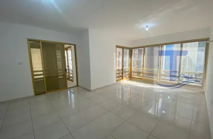 Apartment - 3 Bedrooms - 4 Bathrooms for rent in Corniche Road - Abu Dhabi