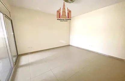 Apartment - 2 Bedrooms - 3 Bathrooms for rent in Muwailih Building - Muwaileh - Sharjah