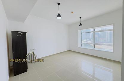 Apartment - 1 Bedroom - 2 Bathrooms for rent in Lake City Tower - JLT Cluster D - Jumeirah Lake Towers - Dubai