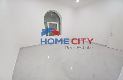 Apartment - 2 Bedrooms - 2 Bathrooms for rent in Madinat Al Riyad - Abu Dhabi