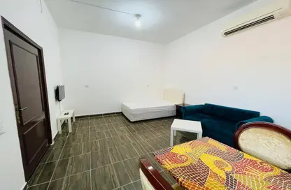 Apartment - 1 Bathroom for rent in Muroor Area - Abu Dhabi