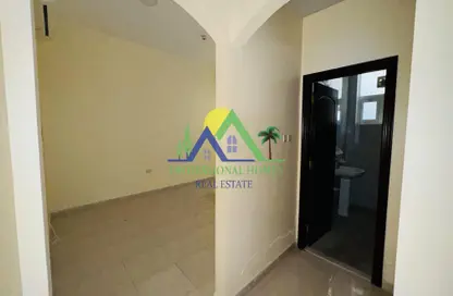 Apartment - 1 Bedroom - 2 Bathrooms for rent in Asharej - Al Ain