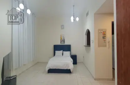 Apartment - Studio - 1 Bathroom for rent in University View - Dubai Silicon Oasis - Dubai