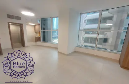 Apartment - 1 Bathroom for rent in DXB Tower - Sheikh Zayed Road - Dubai