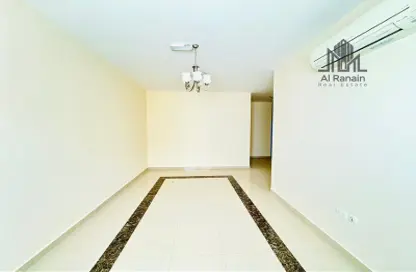 Apartment - 3 Bedrooms - 3 Bathrooms for rent in Al Dafeinah - Asharej - Al Ain