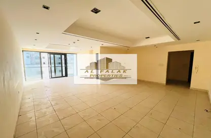 Apartment - 2 Bedrooms - 4 Bathrooms for rent in Al Mamzar Tower - Al Mamzar - Sharjah - Sharjah