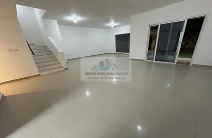 Villa - 5 Bedrooms - 6 Bathrooms for sale in Mediterranean Style - Al Reef Villas - Al Reef - Abu Dhabi