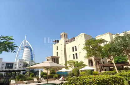 Apartment - 4 Bedrooms - 4 Bathrooms for sale in Lamtara 1 - Madinat Jumeirah Living - Umm Suqeim - Dubai