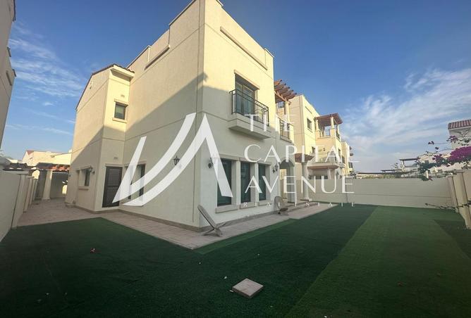 Townhouse - 5 Bedrooms - 7 Bathrooms for sale in Faya at Bloom Gardens - Bloom Gardens - Al Salam Street - Abu Dhabi