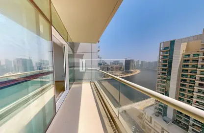 Apartment - 1 Bedroom - 1 Bathroom for rent in Mayfair Residency - Business Bay - Dubai