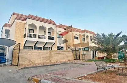 Compound - 5 Bedrooms - 6 Bathrooms for sale in Al Karamah - Abu Dhabi