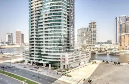 Apartment - 2 Bedrooms - 2 Bathrooms for sale in Vera Residences - Business Bay - Dubai