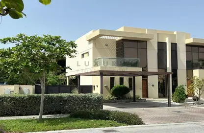Villa - 3 Bedrooms - 4 Bathrooms for rent in Rochester - DAMAC Hills - Dubai