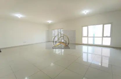 Apartment - 3 Bedrooms - 5 Bathrooms for rent in Marks and Spencer Building - Airport Road - Abu Dhabi