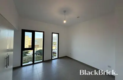 Apartment - 1 Bedroom - 1 Bathroom for rent in Hayat Boulevard-2A - Hayat Boulevard - Town Square - Dubai