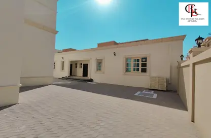 Villa - 6 Bedrooms for rent in Mohamed Bin Zayed Centre - Mohamed Bin Zayed City - Abu Dhabi