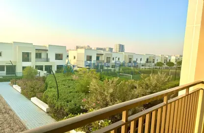 Townhouse - 4 Bedrooms - 5 Bathrooms for rent in Noor Townhouses - Town Square - Dubai