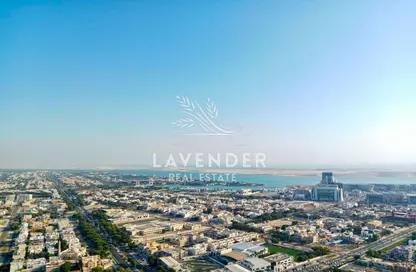 Apartment - 4 Bedrooms - 5 Bathrooms for rent in Corniche Road - Abu Dhabi