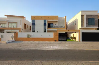 Villa - 5 Bedrooms - 7 Bathrooms for sale in Ajman Hills - Al Alia - Ajman