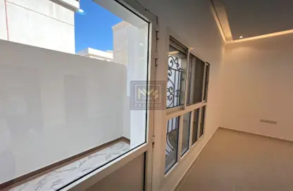 Apartment - 1 Bathroom for rent in Al Mushrif - Abu Dhabi