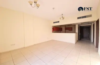 Apartment - 1 Bedroom - 2 Bathrooms for sale in Emirates Cluster - International City - Dubai