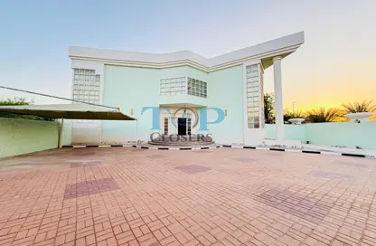 Villa - 4 Bedrooms - 5 Bathrooms for rent in Gafat Al Nayyar - Zakher - Al Ain