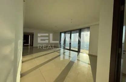 Apartment - 3 Bedrooms - 4 Bathrooms for rent in Boulevard Point - Downtown Dubai - Dubai